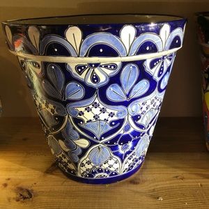 Talavera Planters